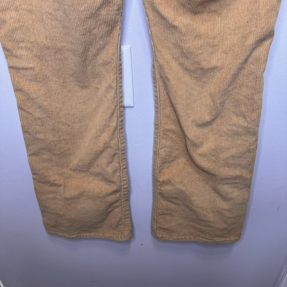 Levi's Ribcage Boot High Rise Tan Corduroy Pants Size 30 - Picture 13 of 16